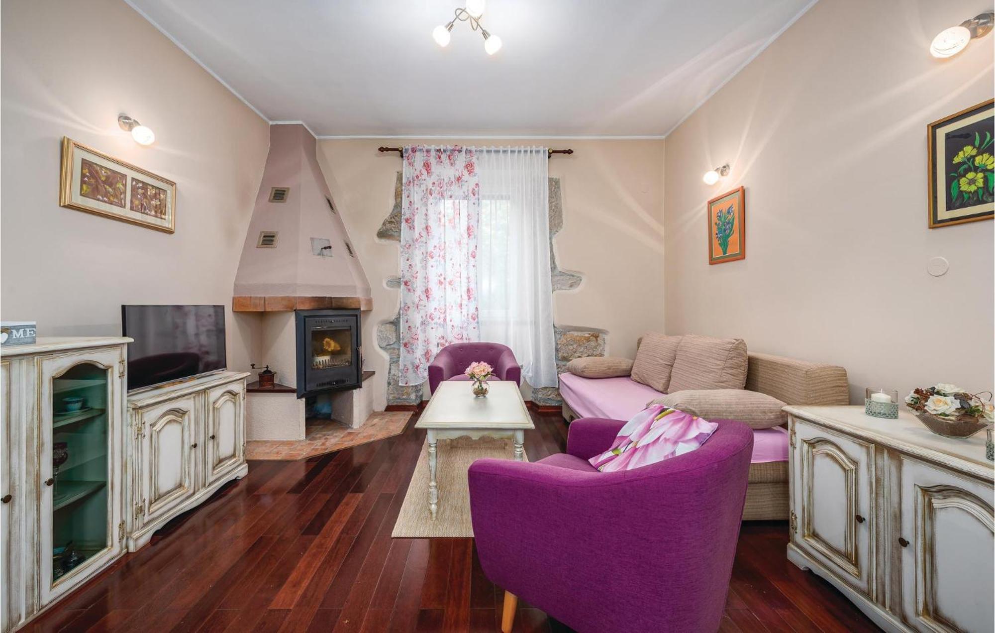 3 Bedroom Nice Home In Breg Raša Exterior foto